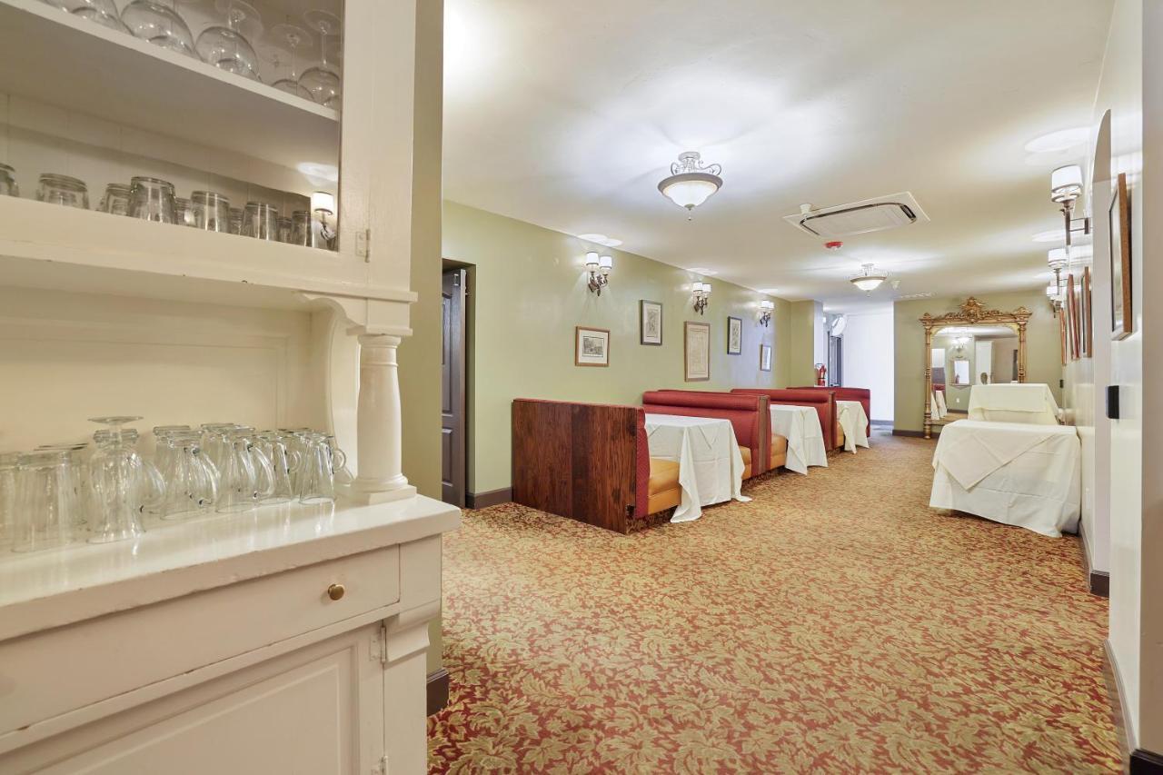 National Jackson, Tapestry Collection By Hilton Hotel Jackson