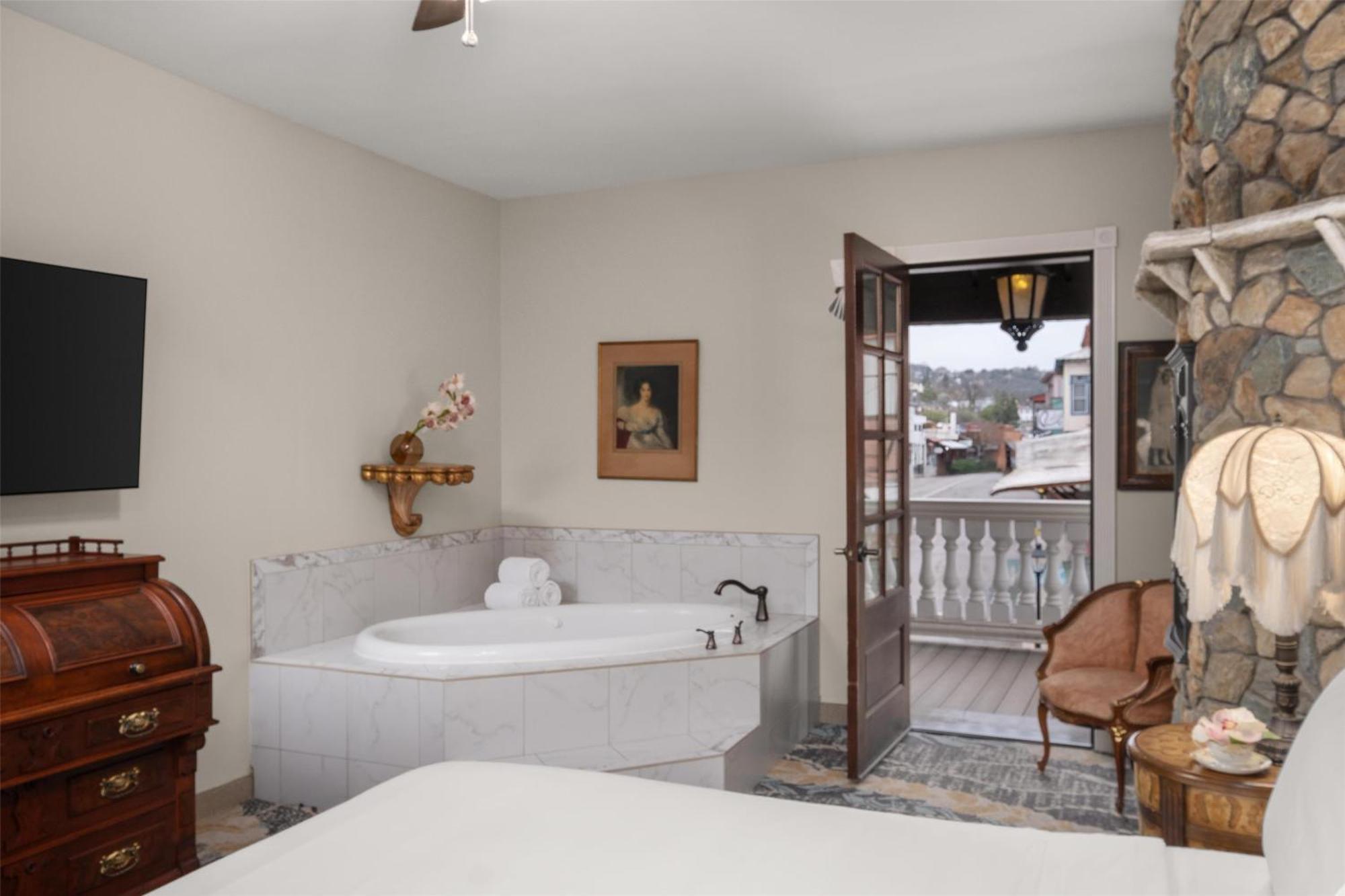 Hotel National Jackson, Tapestry Collection By Hilton 3*