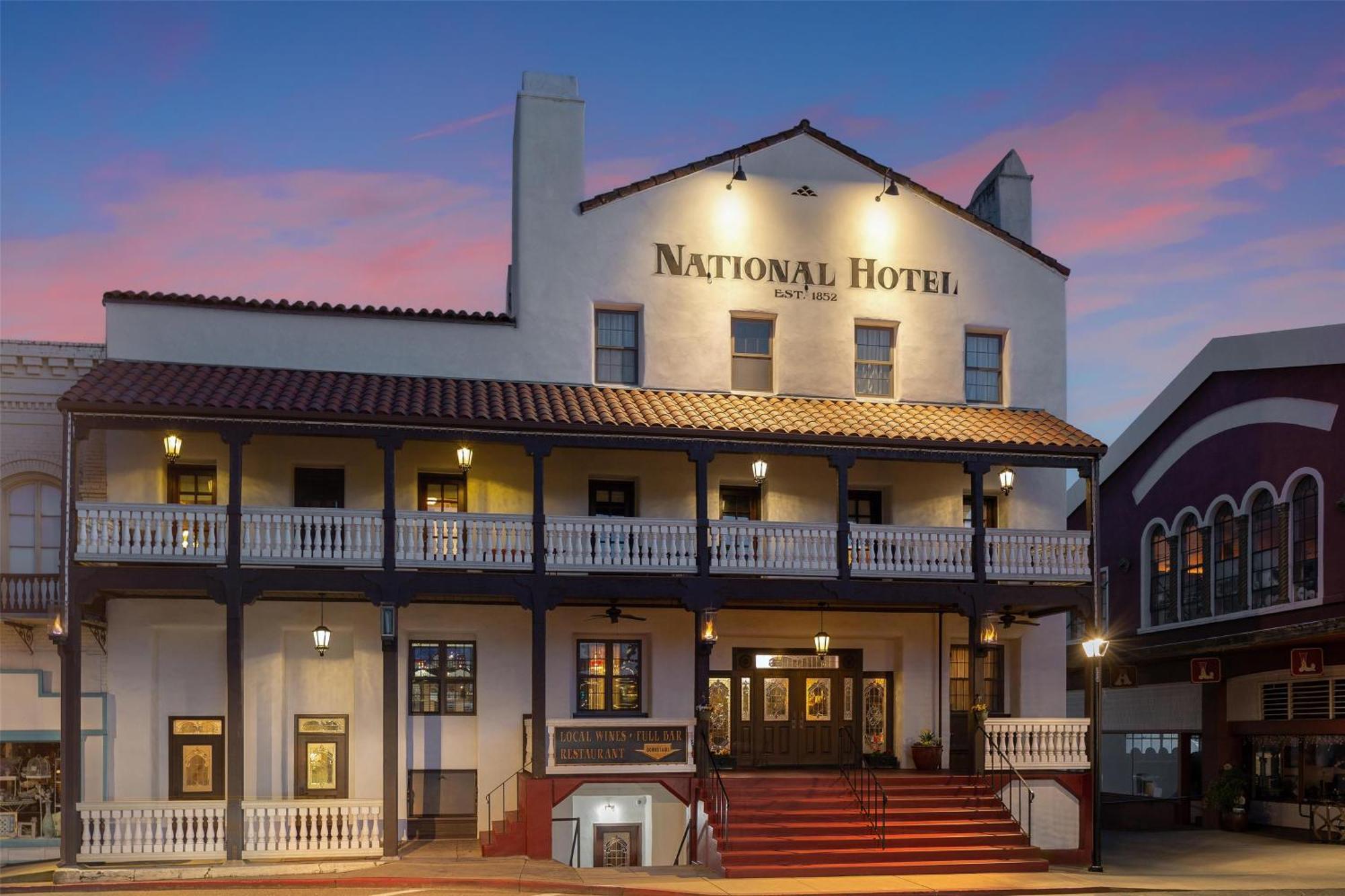 National Jackson, Tapestry Collection By Hilton Hotel